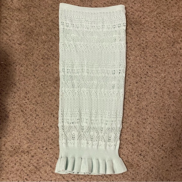 Mint green knit skirt mermaid ruffle hem LC Lauren Conrad lined midi pencil - Picture 2 of 5